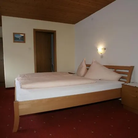 Guest house Garni Nill 3*
