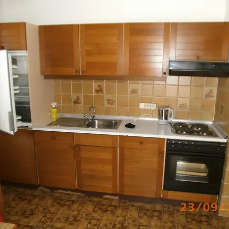 Garni Nill Konukevi