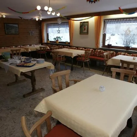 Konukevi Garni Nill Schwendau