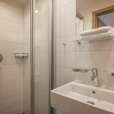 Guest house Garni Nill 3*