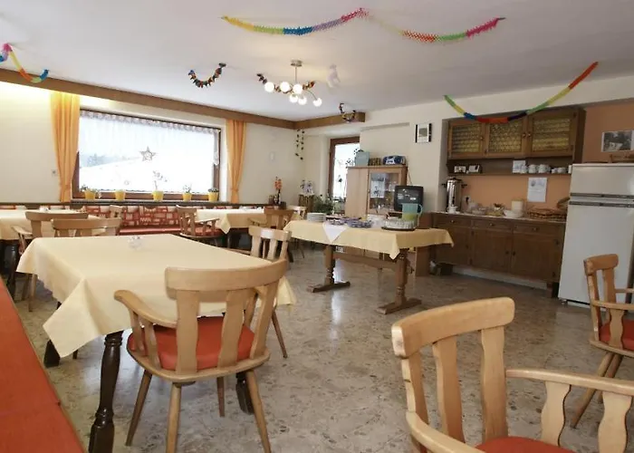 Pensión Garni Nill 3*